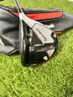 TaylorMade M5 10.5° Driver//x Stiff