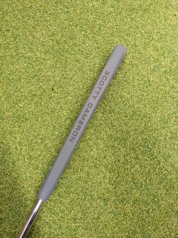 Scotty Cameron Phantom 5.5 Putter Left Handed 4 Scotty Cameron Phantom 5.5 Putter Left Handed - Image 4
