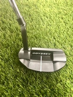 Odyssey O Works Black 330M Putter 6 Odyssey O Works Black 330M Putter -Deals Golf Clubs Store 1B98D47E 783B 4C34 8D3D 40A856A9D158 600x800 1