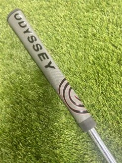 Odyssey O Works Black 330M Putter 7 Odyssey O Works Black 330M Putter -Deals Golf Clubs Store 3B4C1451 0184 46B8 95B7 19CCCCEB6FEF 600x800 1