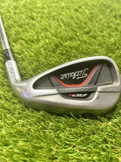 Titleist AP1 712 PW // Reg