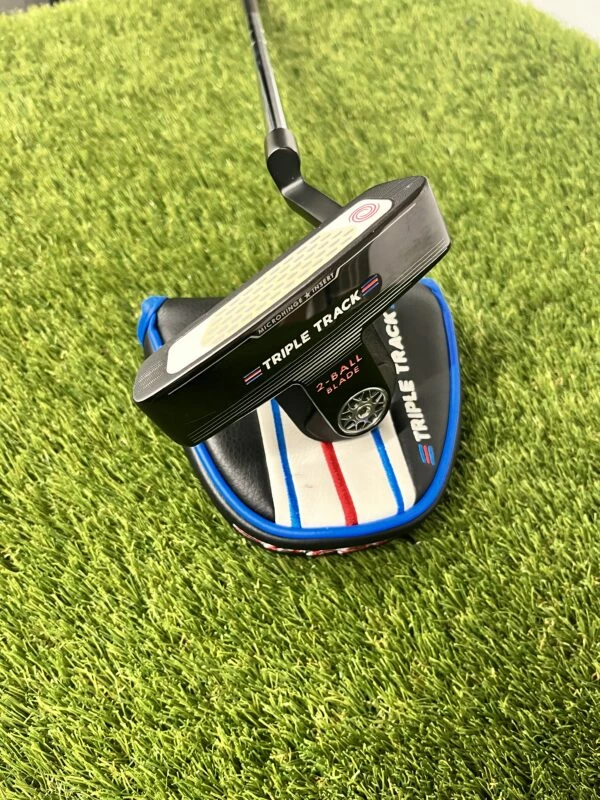 Odyssey Triple Track 2 Ball Blade // 34 Inches 1 Odyssey Triple Track 2 Ball Blade // 34 Inches