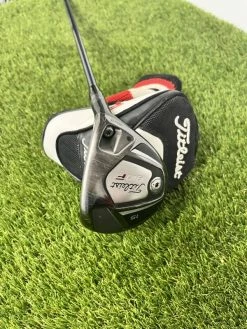 Titleist 910F 3W 15°//Stiff