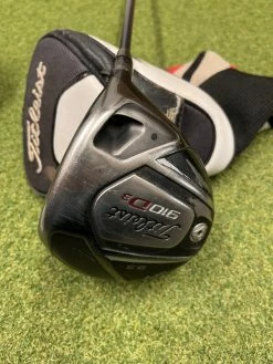 Titleist 910D 9.5° Driver//Stiff