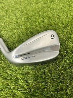 Deals Golf Clubs Store 18 TaylorMade P790 A Wedge//Reg