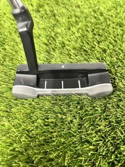 Wilson Soft Feel Putter 6 Wilson Soft Feel Putter -Deals Golf Clubs Store F535CBBA 8C36 4710 8587 22DD56CCC9E2 600x800 1