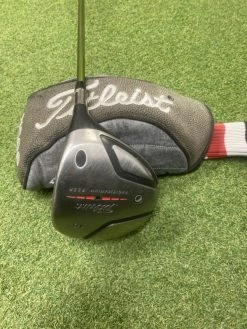Titleist 905R 9.5 Driver // Stiff