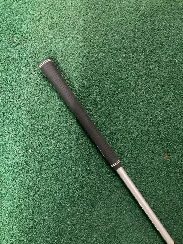 Taylormade R9 SuperTri 8.5 Driver // Reg 4 Taylormade R9 SuperTri 8.5 Driver // Reg - Image 4