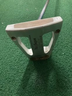 MacGegor Bobby Jones Putter