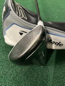 TaylorMade Sim MaxD 12° Driver//Stiff